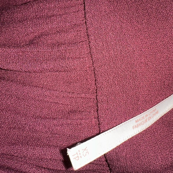 Free People Tiered Flowy Peasant Style Burgundy top size XS - Picture 13 of 13